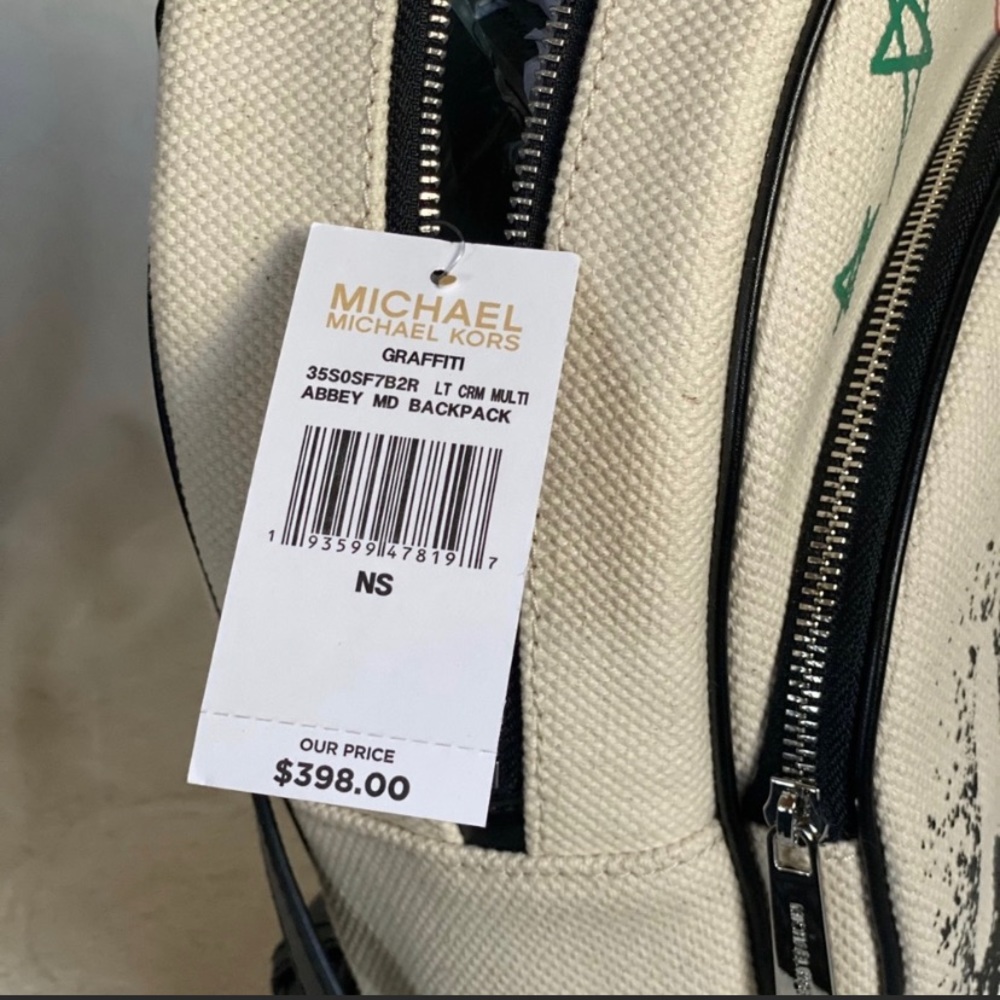 ๐ Unique Michael Kors backpack medium NWT $398 - Picture 10 of 10